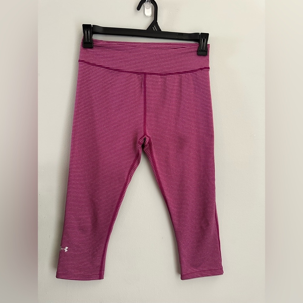 Under Armour Compression Heat Gear Athletic Trainer Capri Leggings Stripped Sz M